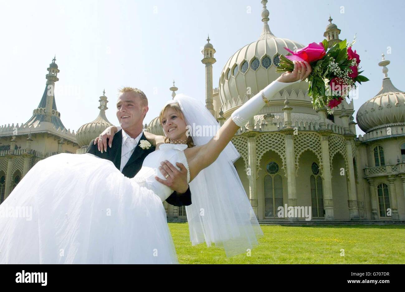 Lanciatore di coltelli immagini e fotografie stock ad alta risoluzione -  Alamy