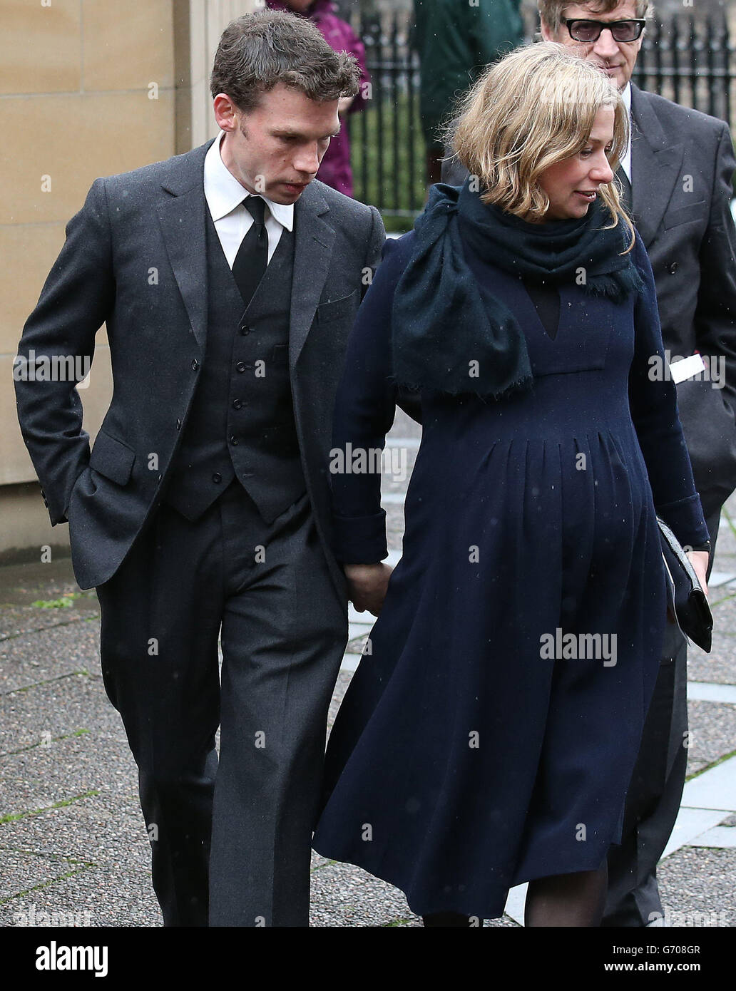 Il Duca e la Duchessa di Hamilton lasciano il funerale dello chef televisivo Clarissa Dickson Wright che si è tenuto nella Cattedrale Metropolitana di St Mary ad Edimburgo. Foto Stock