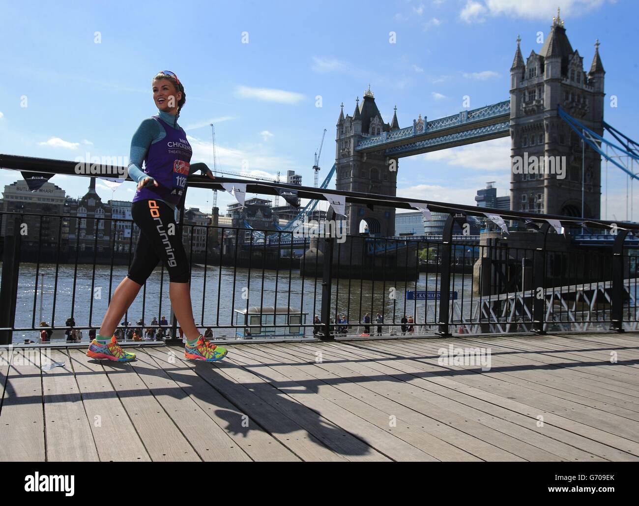 Atletica - VIRGIN LONDON MARATHON 2014 - Celebrità Photocall - Tower Bridge Foto Stock