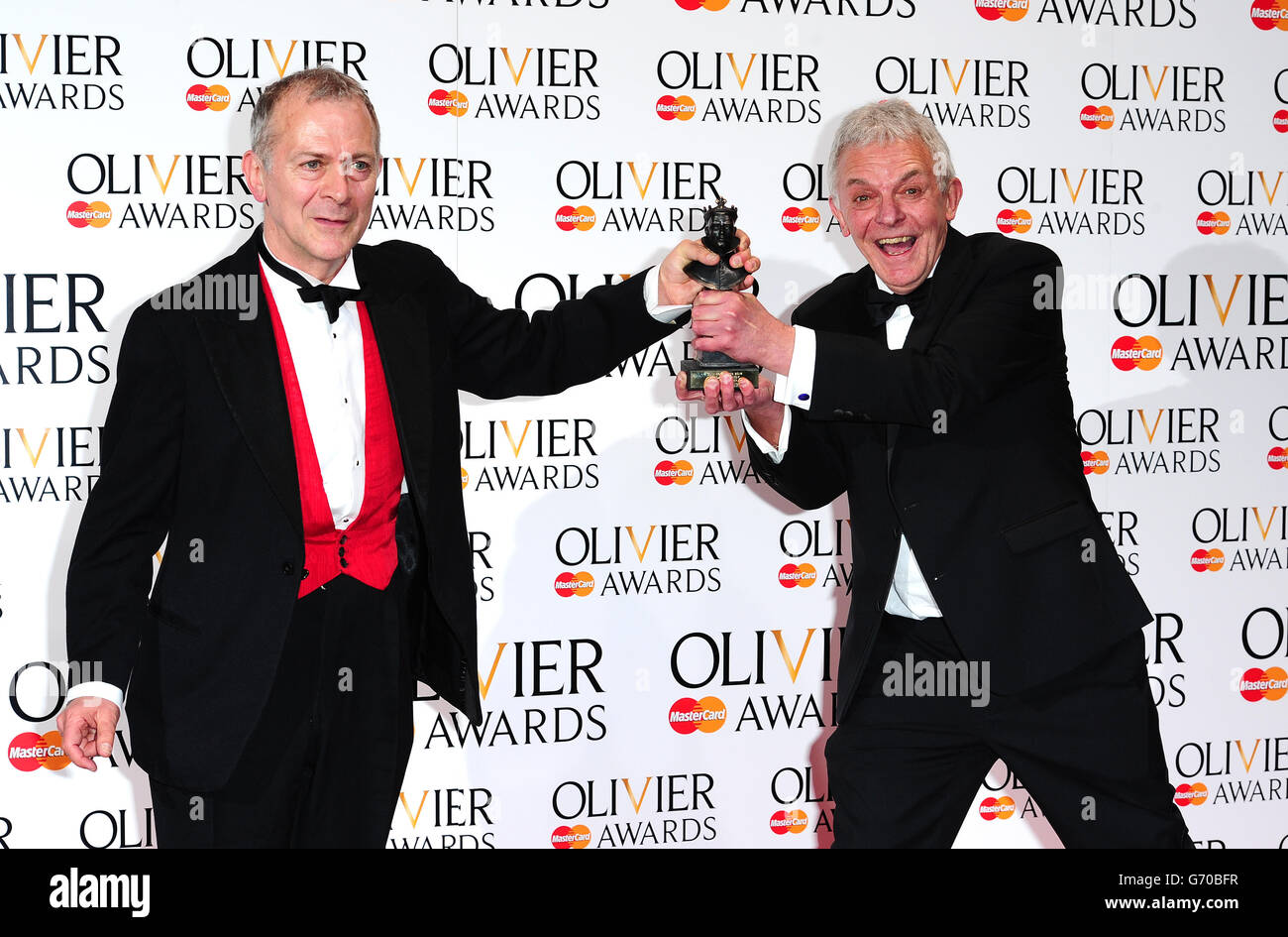 Olivier Awards 2014 - Londra. Robert e David Goodale si aggiudica il premio Olivier per la migliore nuova commedia alla Royal Opera House di Londra. Foto Stock