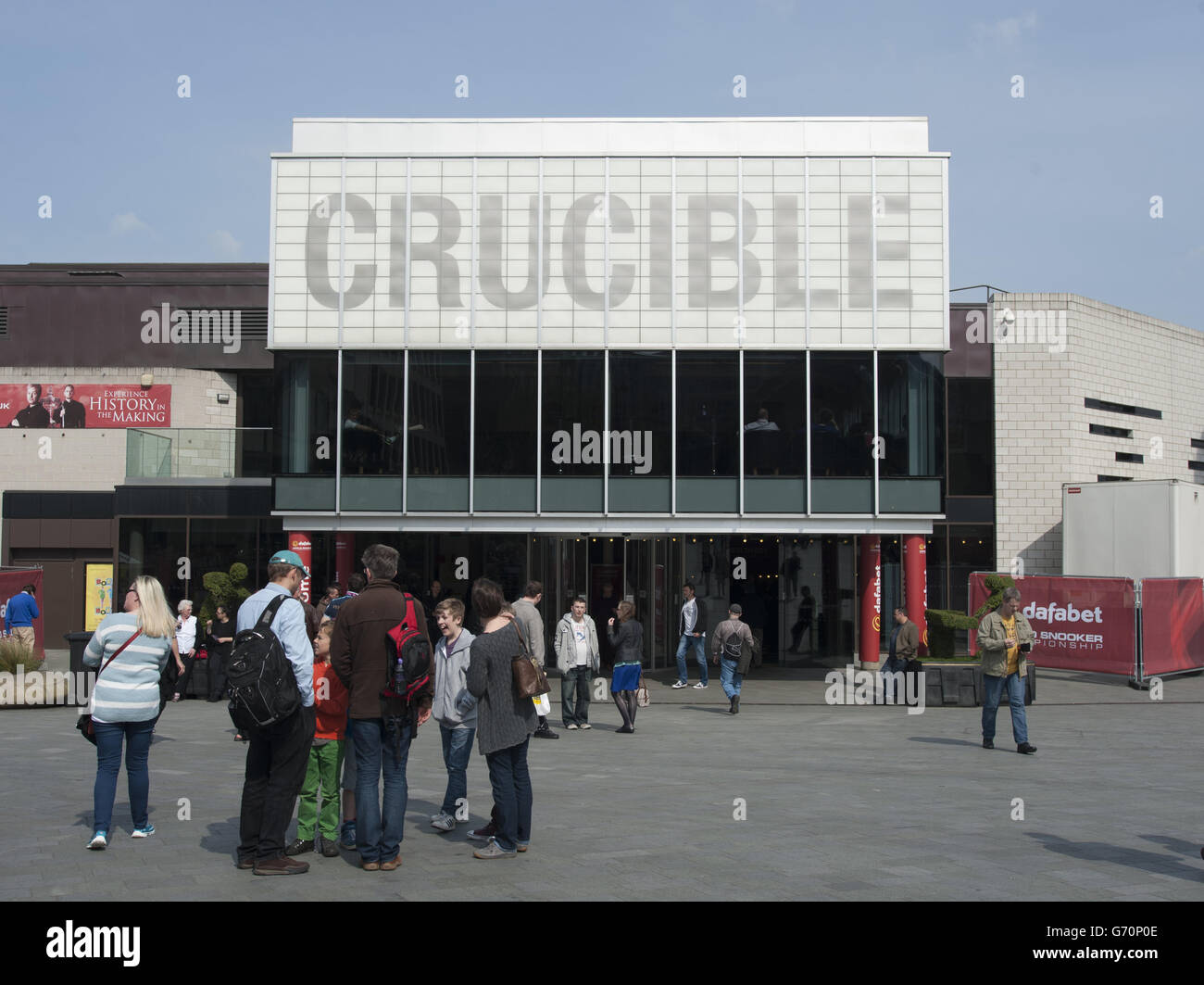 Una veduta generale del Crucible Theatre durante i Campionati Mondiali di Snooker di Dafabet al Crucible, Sheffield. Foto Stock