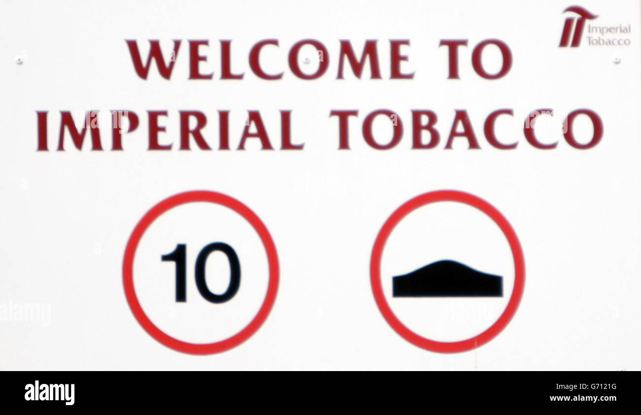 Una visione generale della fabbrica imperiale di tabacco a Nottingham, dopo che l'azienda ha annunciato i piani per chiudere lo stabilimento con la perdita di fino a 540 posti di lavoro. Foto Stock