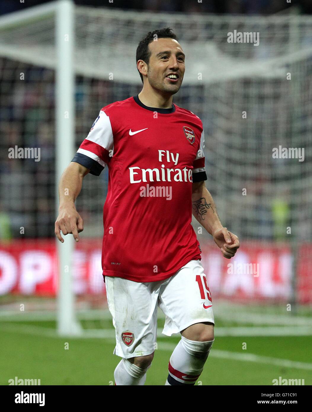 Calcio - fa Cup - Semifinale - Wigan Athletic / Arsenal - Stadio di Wembley. I Santi Cazorla dell'Arsenal festeggia dopo aver segnato la penalità vincente nella sparatoria Foto Stock