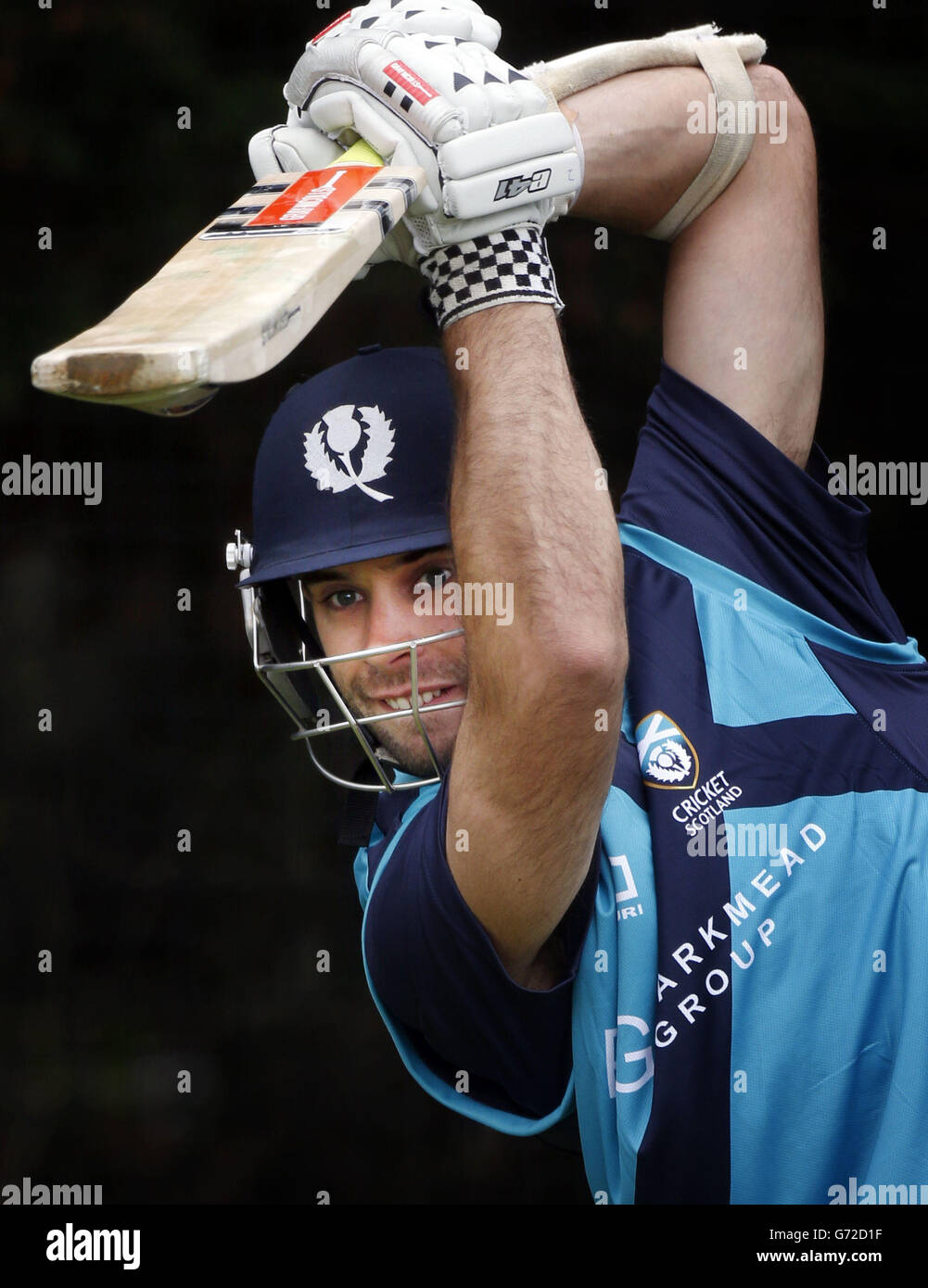 Capitano scozzese Kyle Coetzer durante una sessione di allenamento al campo da cricket di Mannofield, Aberdeen. PREMERE ASSOCIAZIONE foto. Data foto: Giovedì 8 maggio 2014. Vedi la storia della Pennsylvania CRICKET Scotland. Il credito fotografico deve essere: Danny Lawson/PA Wire. Foto Stock