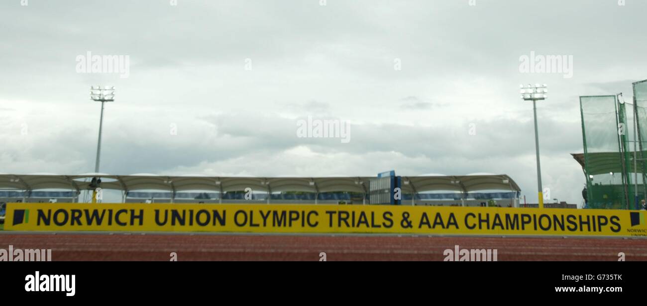 Giorno uno dei campionati della Norwich Union Olympic Trials and Amatuer Athletics Association alla Manchester Regional Arena. Foto Stock