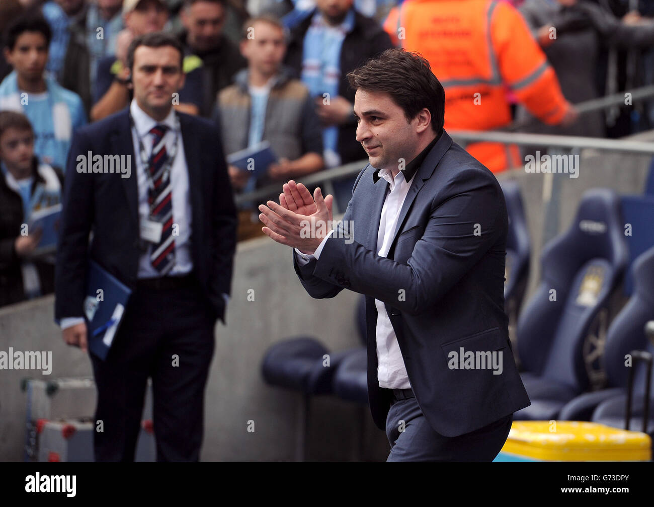 Calcio - Barclays Premier League - Manchester City / West Ham United - Etihad Stadium. Ex giocatore di Manchester City Georgi Kinkladze Foto Stock