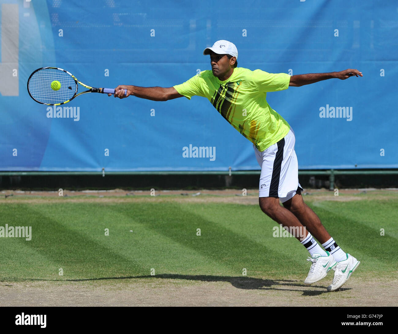 USA Rajeev RAM in azione contro Samuel Groth dell'Australia durante la AEGON Nottingham Challenge al Nottingham Tennis Center, Nottingham. Foto Stock