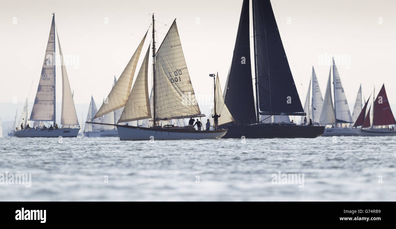 Vela - J.P. Morgan Asset Management il giro dell'isola - Gara - Isola di Wight Foto Stock