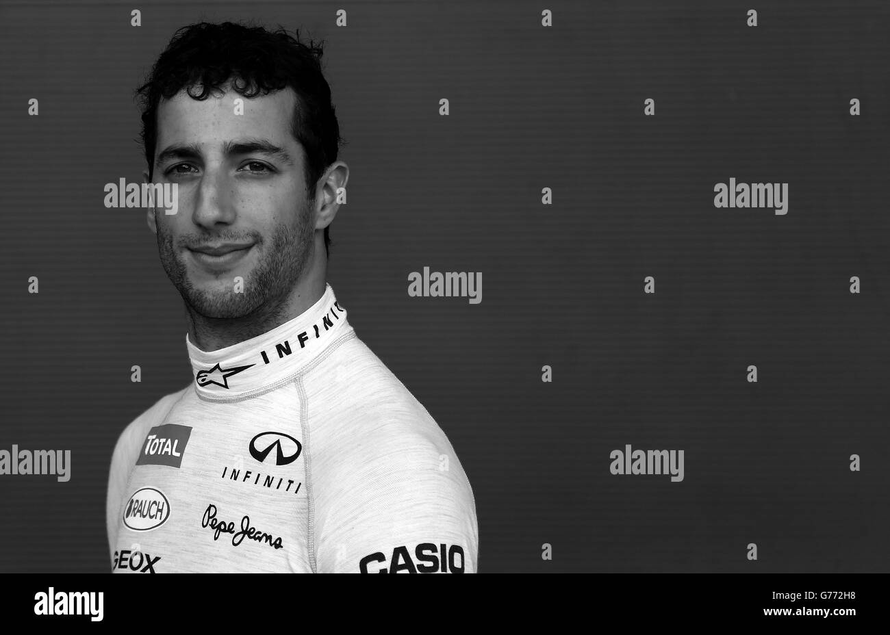 Daniel Ricciardo di Red Bull Racing durante i test di metà stagione al circuito di Silverstone, Towcester. Foto Stock