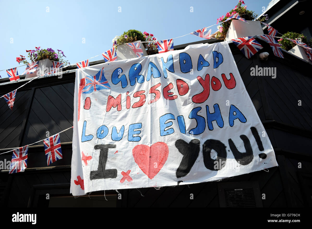 Un banner recita 'Granddad i Missed You Love Eisha i Love You!' Al Clipper Round termina la World Race Foto Stock