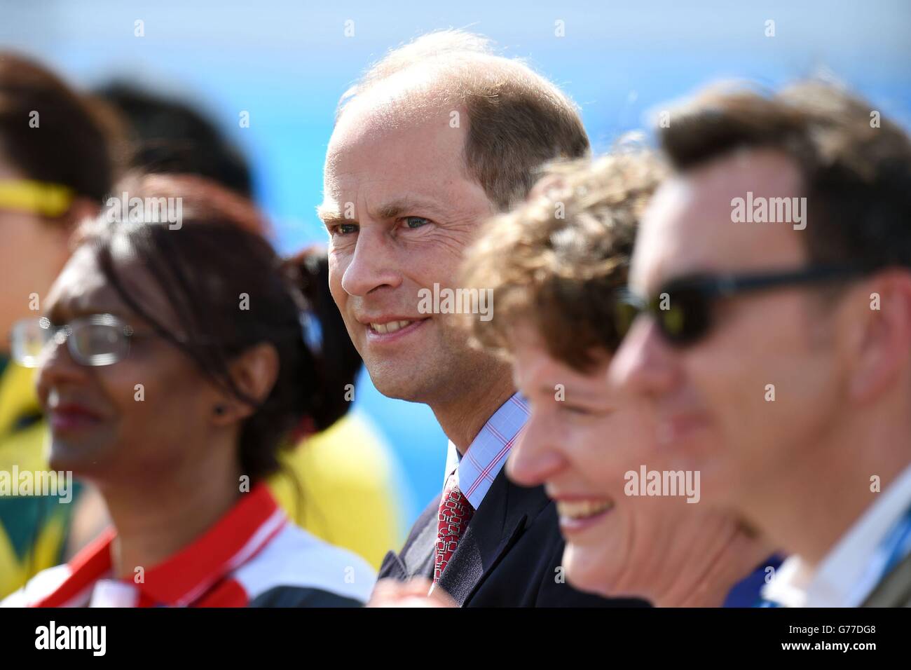 Prince Edward partecipa alla cerimonia di benvenuto per il Team Australia presso il Villaggio degli atleti di Glasgow. Foto Stock