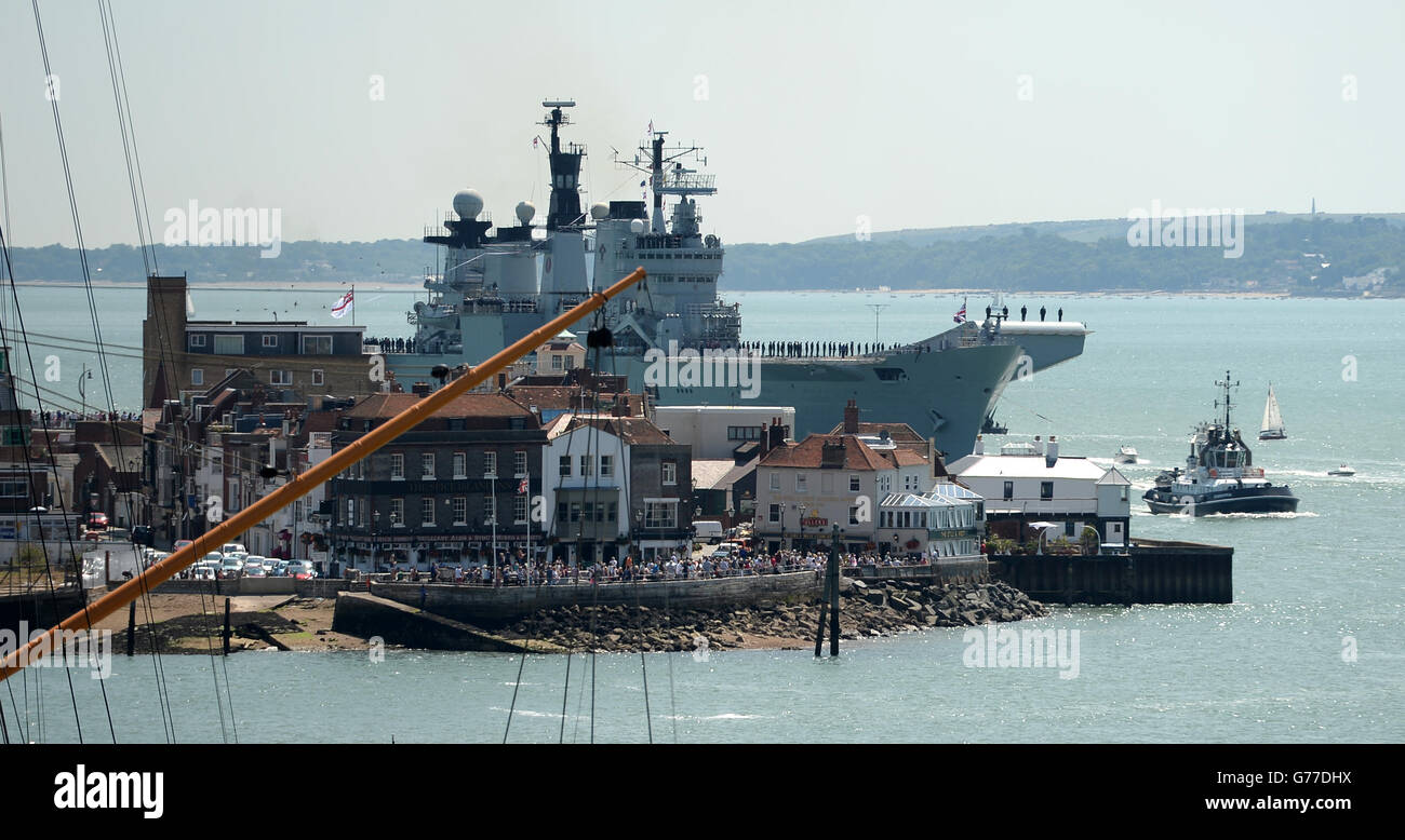 HMS illustre Pensionamento Foto Stock