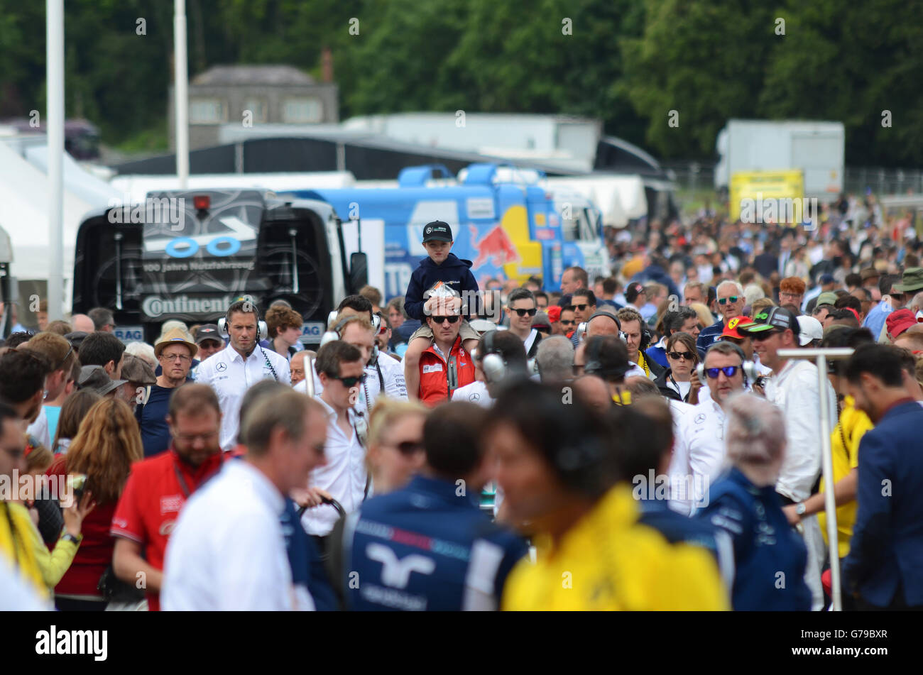 Folla al Goodwood Festival of Speed Foto Stock