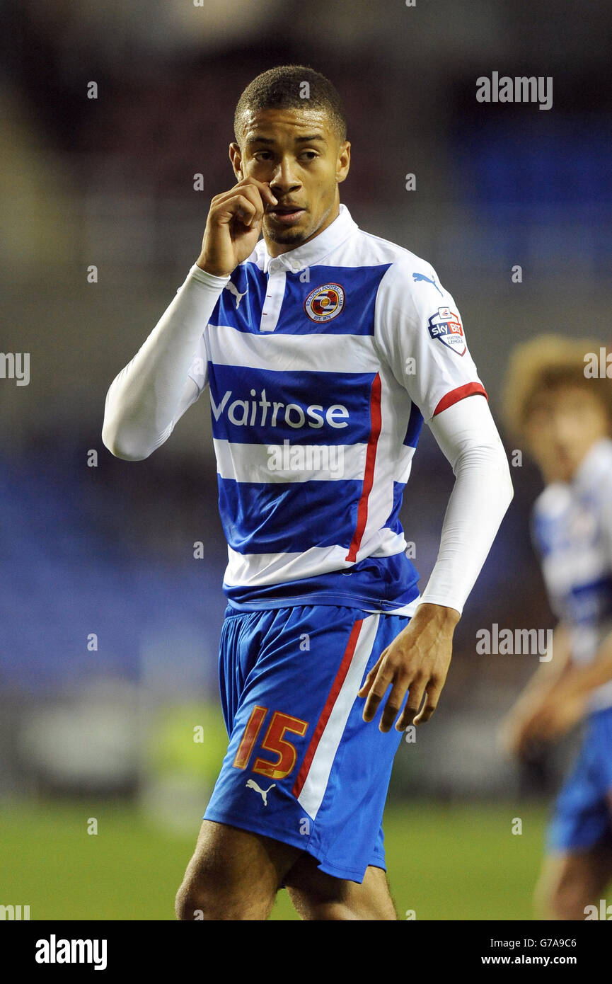 Calcio - Campionato Sky Bet - Reading v Huddersfield Town - Stadio Madejski. Michael Hector, Reading Foto Stock