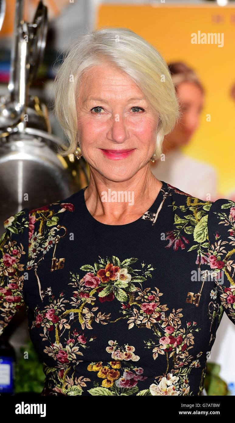 Dame Helen Mirren partecipa a una fotocellula per il nuovo film The Hundred Foot Journey at le Cordon Bleu a Londra. Foto Stock