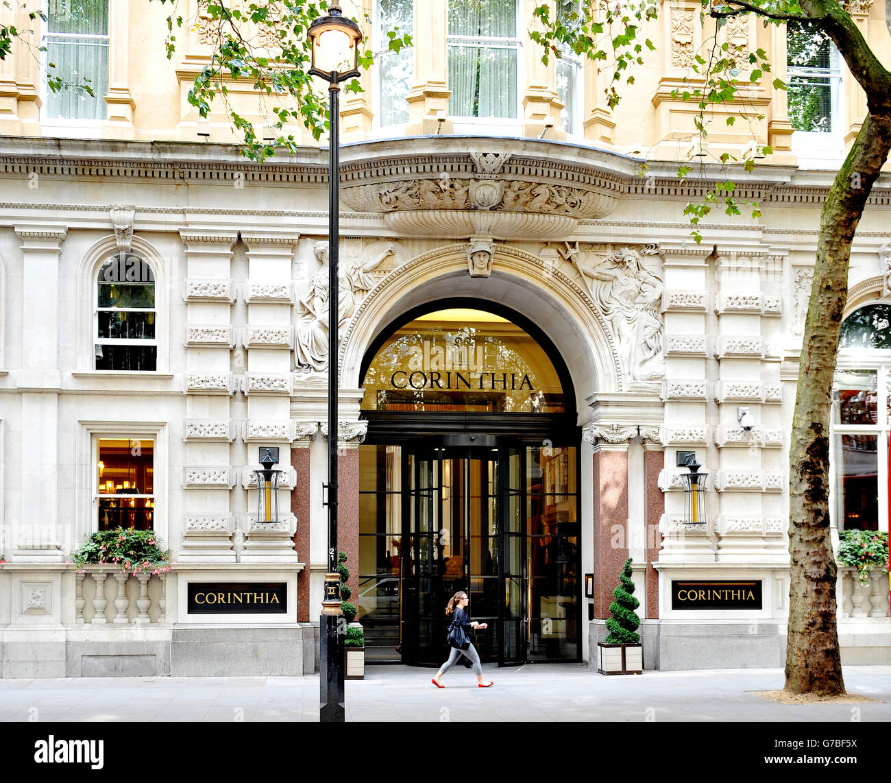 Foto d'inventario del Corinthia Hotel, a Whitehall Place, nel centro di Londra. Foto Stock
