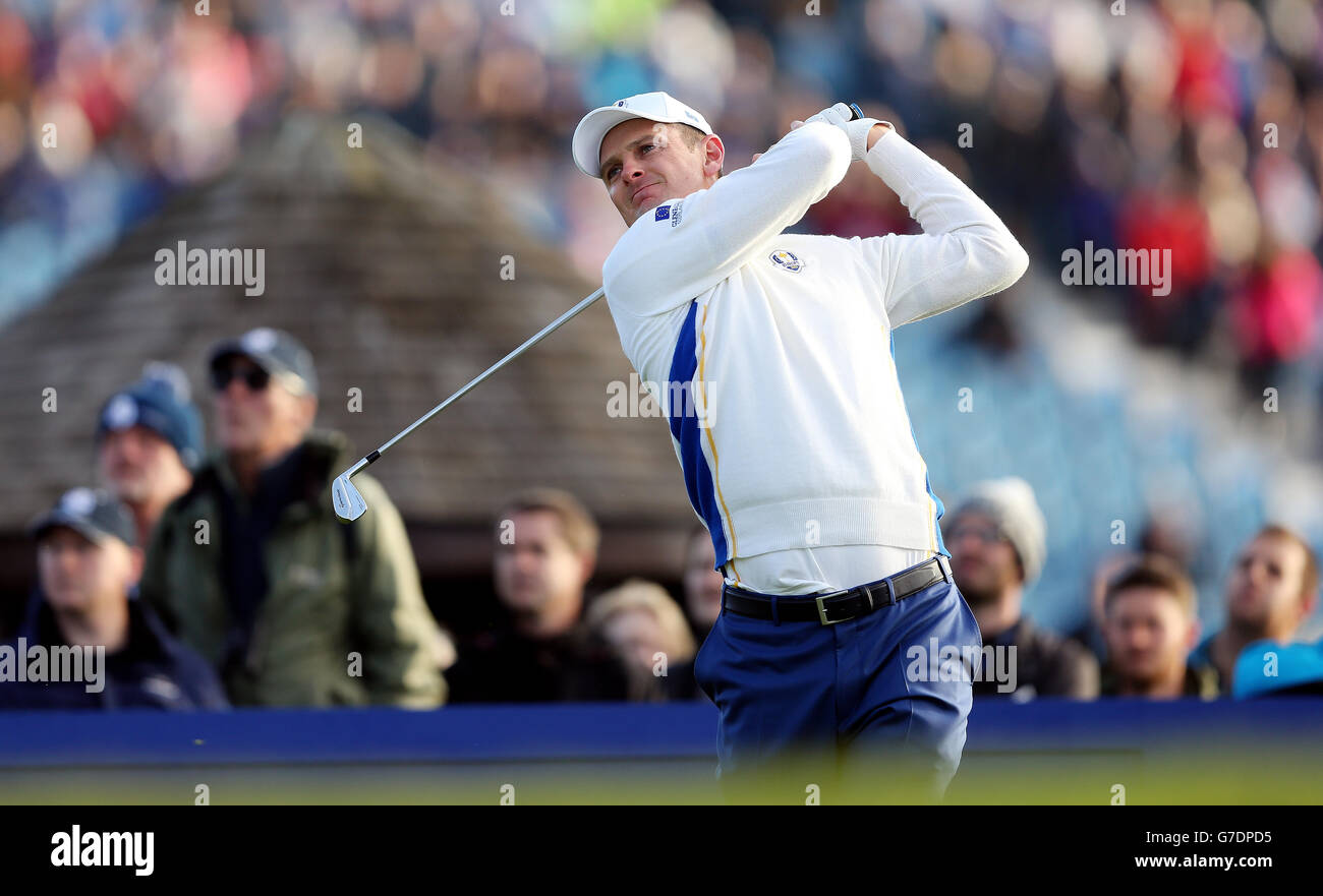 Europe's Justin Rose durante il secondo giorno della 40° Ryder Cup al Gleneagles Golf Course, Perthshire. Foto Stock