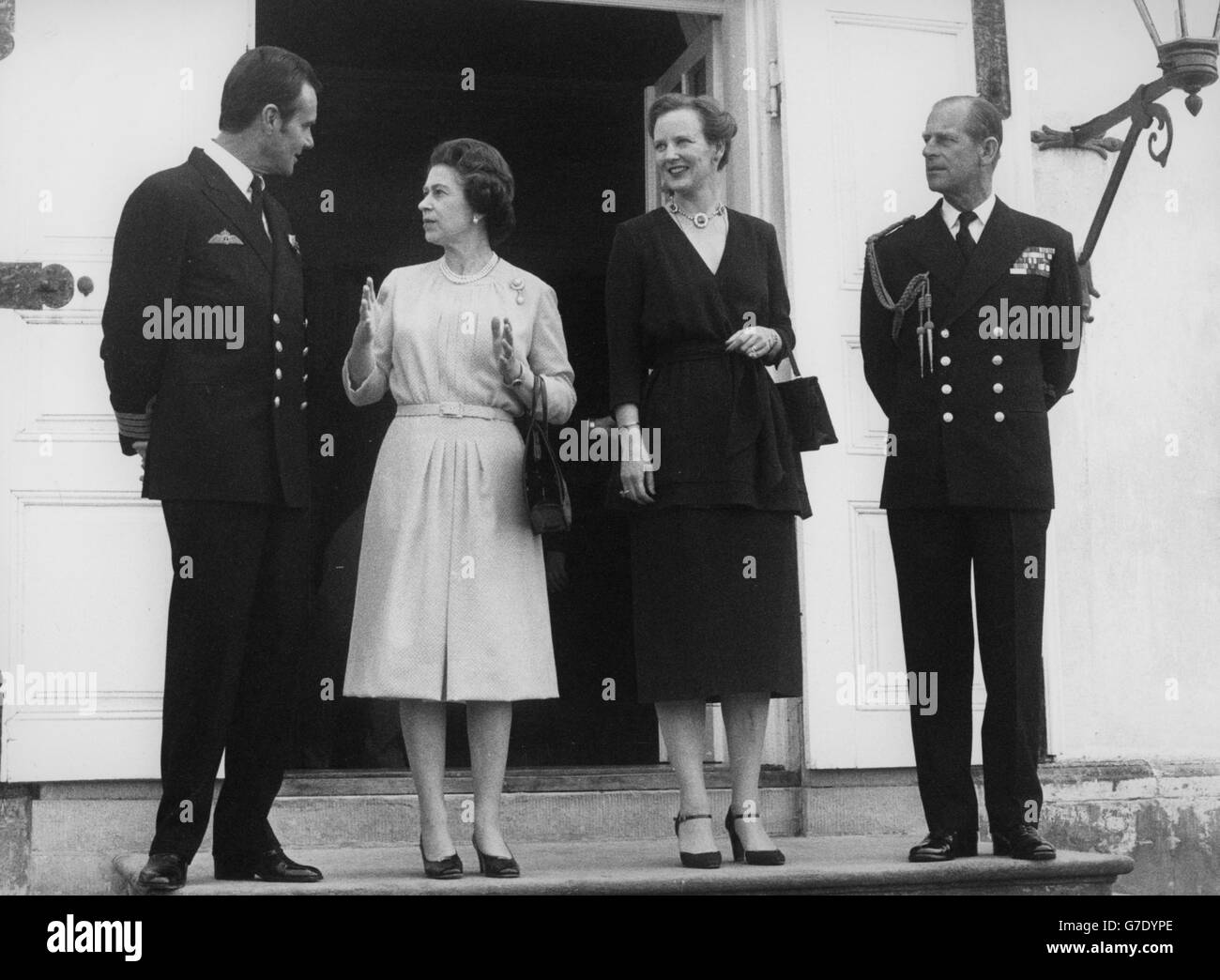 La regina Elisabetta II e il duca di Edimburgo si uniscono alla regina Margrethe e al principe Henrik al Palazzo di Fredensborg vicino a Copenaghen. Foto Stock