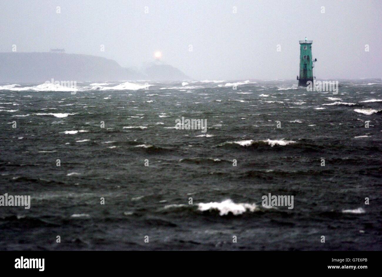 Tempesta che ha colpito le coste dell'Irlanda Foto Stock