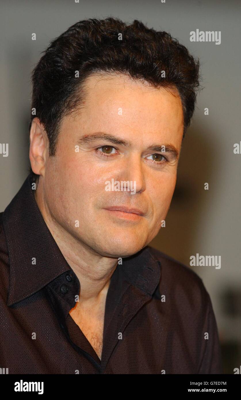 Il cantante americano Donny Osmond durante un concerto in-store e la firma, a HMV Oxford Street, nel centro di Londra, dove ha lanciato il suo ultimo album What i wintened to dire, che è fuori oggi. Foto Stock