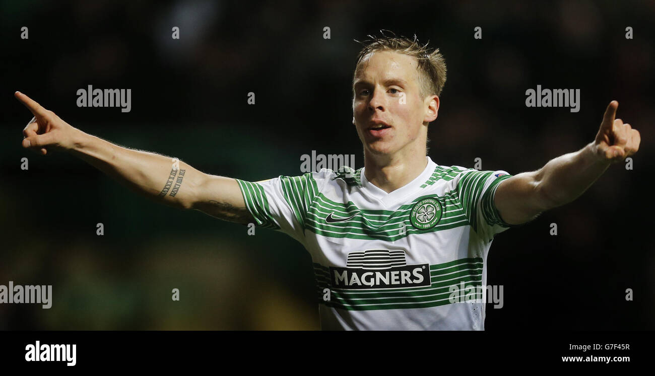 Calcio - UEFA Europa League - Gruppo D - Celtic / Astra Giurgiu - Celtic Park. Stefan Johansen di Celtic festeggia il suo obiettivo durante la partita UEFA Europa League Group D al Celtic Park di Glasgow. Foto Stock