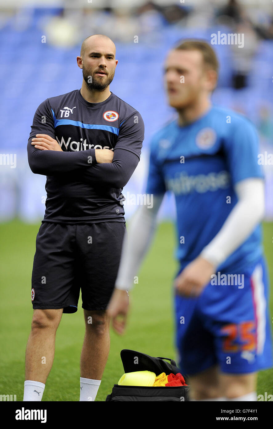 Calcio - Campionato Sky Bet - Reading v Blackpool - Stadio Madejski. Tristan Baker, prima lettura del team Sports Scientist Foto Stock