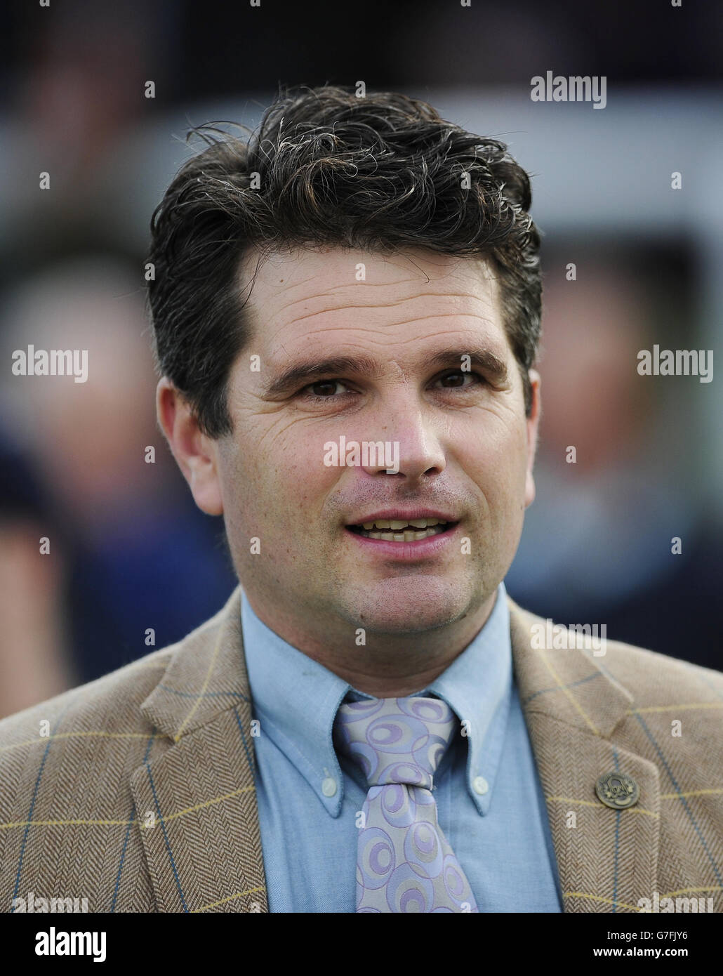 Il formatore Adrian Wintle durante la giornata Charlie Hall Chase all'ippodromo di Wetherby. PREMERE ASSOCIAZIONE foto. Data immagine: Sabato 1 novembre 2014. Guarda la storia di PA DI WETHERBY. Il credito fotografico dovrebbe essere: John Giles/PA Wire Foto Stock