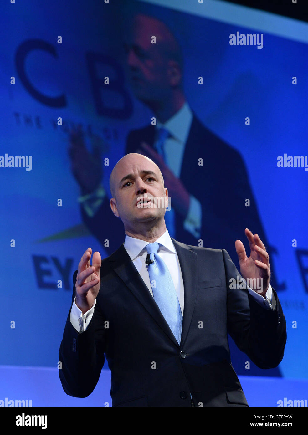 Ex primo ministro svedese e leader del partito moderato, Fredrik Reinfeldt si occupa della conferenza annuale dell'CBI a Londra. Foto Stock