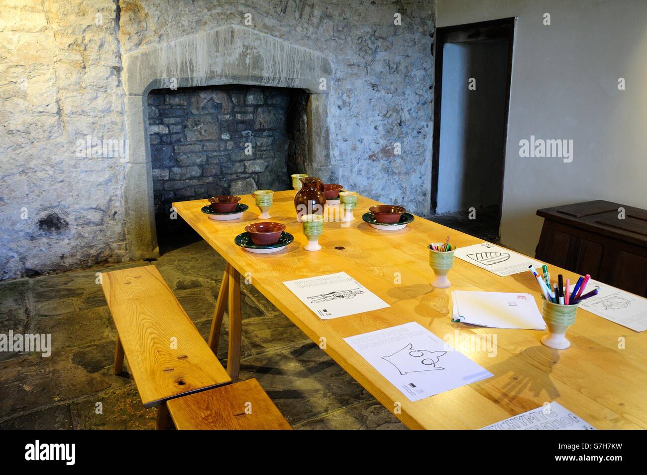 Giochi per bambini spazio di apprendimento all'interno Oxwich Castle Penisola di Gower Galles Foto Stock