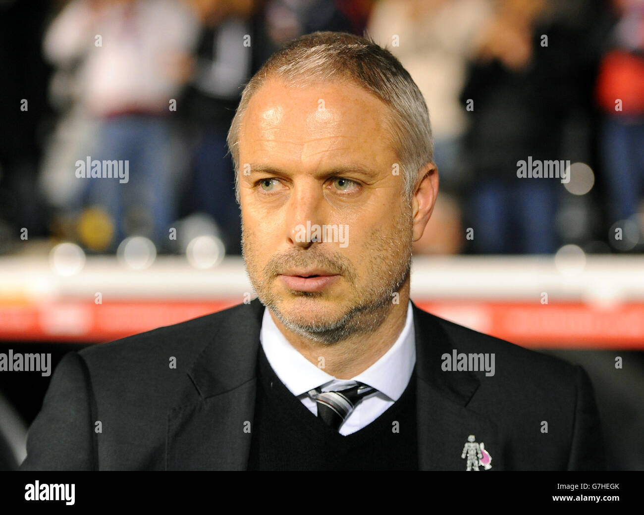 Calcio - Sky Bet Championship - Fulham / Watford - Craven Cottage. Fulham Manager Kit Symons prima del calcio d'inizio nella partita Sky Bet Championship a Craven Cottage, Londra. Foto Stock