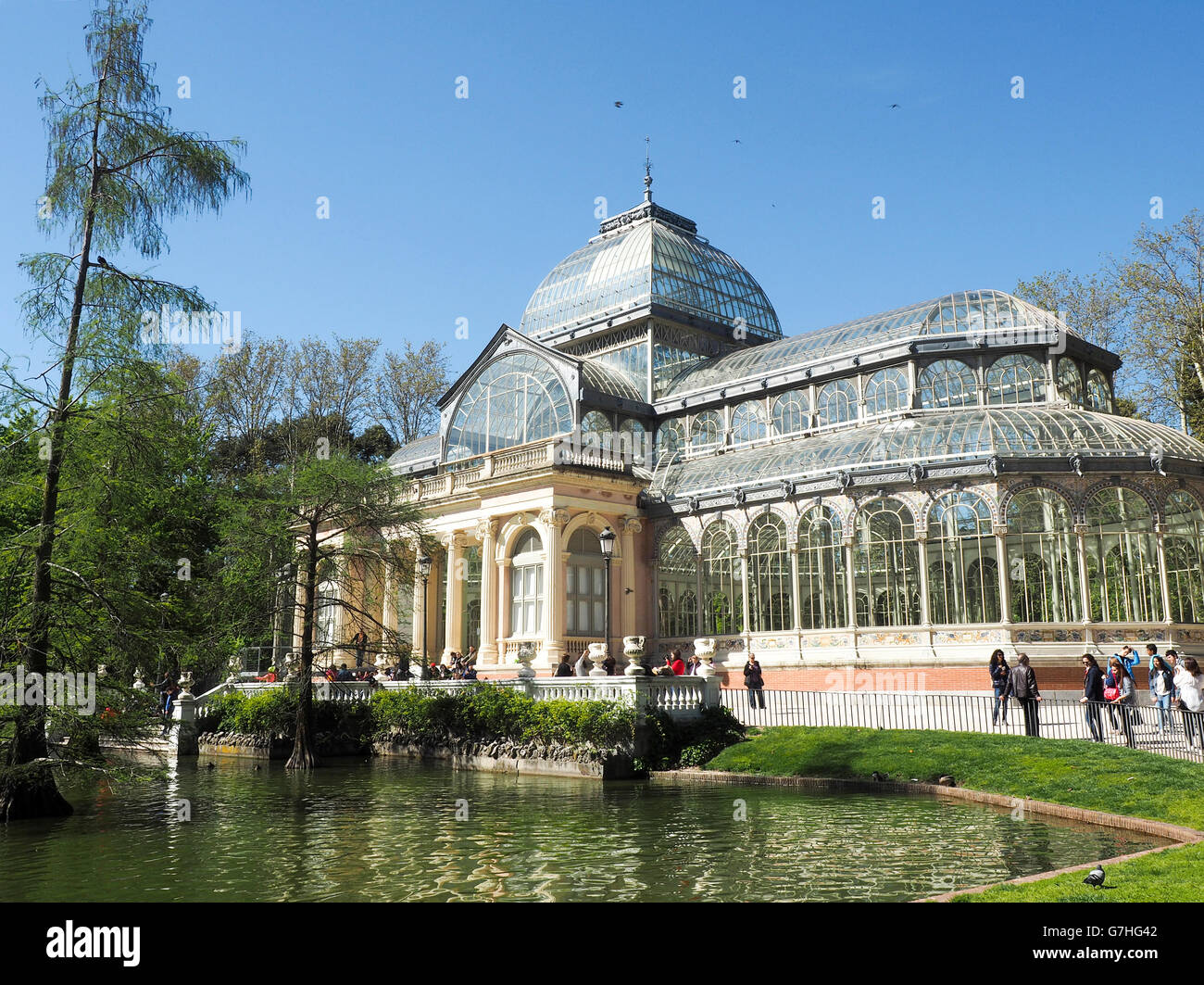 Il palazzo di cristallo, il Palacio de Cristal nel Parco del Retiro,Madrid, Spagna Foto Stock