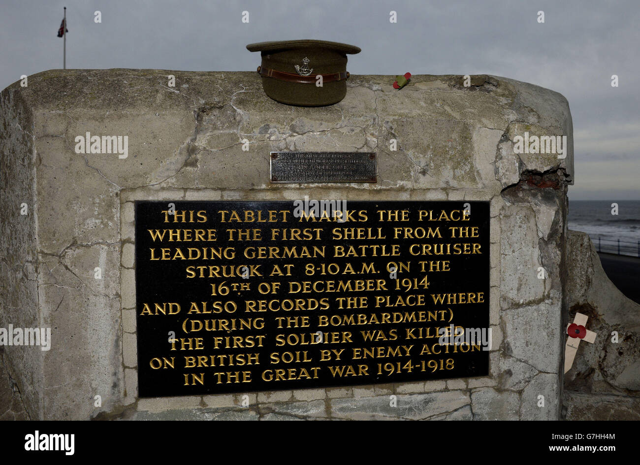 Foto inedita datata 13/11/14 di un memoriale ad Hartlepool mentre la città devastata dal bombardamento tedesco del 1914 della costa nord-orientale si prepara a commemorare il centesimo anniversario dell'attacco. Foto Stock