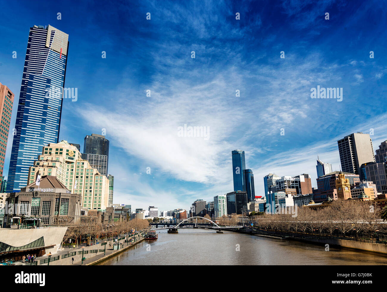 Il centro di Melbourne city riverside moderno skyline in australia Foto Stock