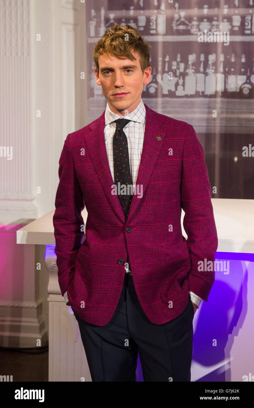 Un modello durante la presentazione di Thomas Pink, parte del British Fashion Council London Collections: Men Autumn/Winter 15, presso l'Institute of Contemporary Arts di Londra. Foto Stock