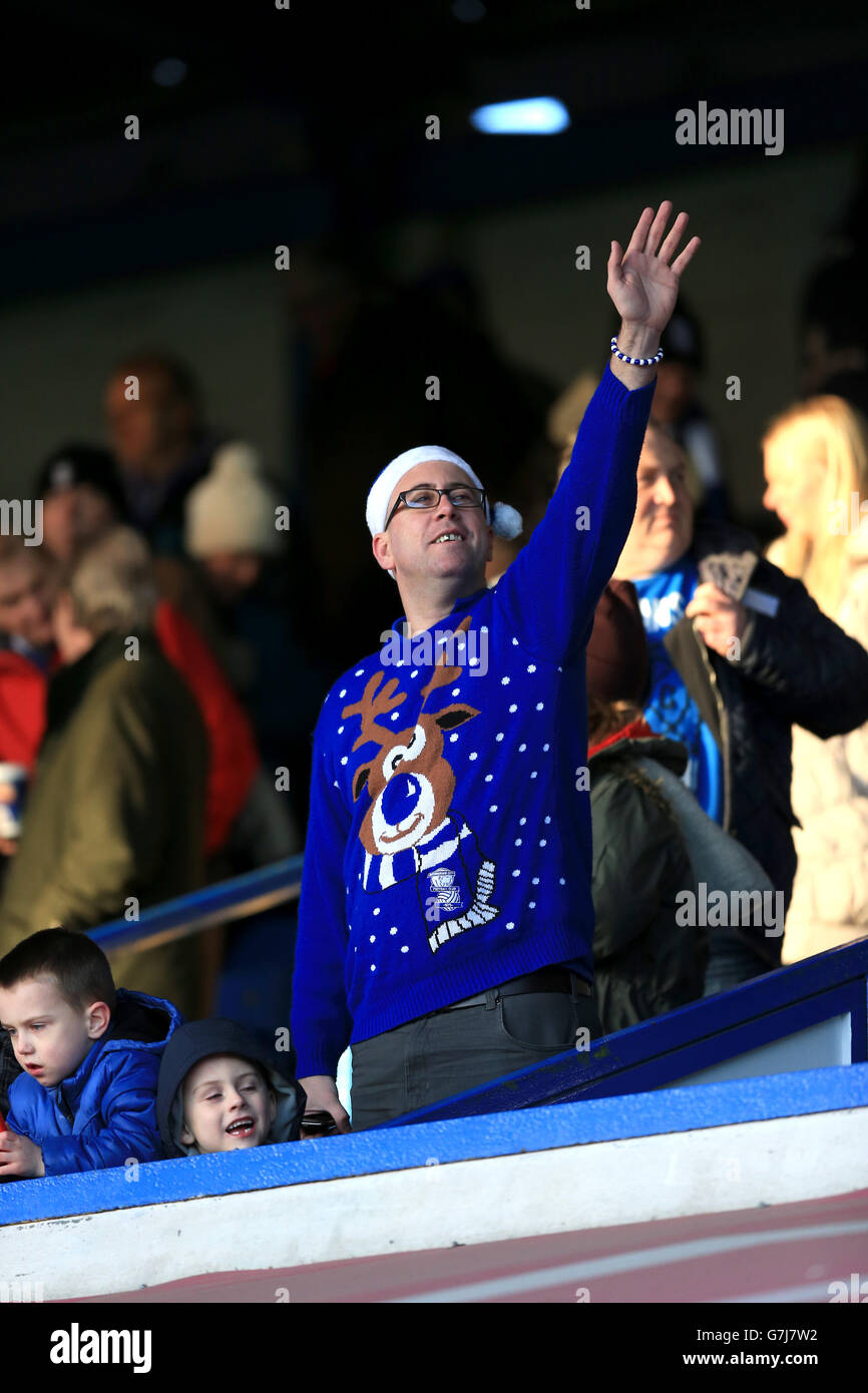 Calcio - Sky Bet Championship - Birmingham City v Reading - St Andrew's. I fan di Birmingham negli stand di St Andrew's. Foto Stock