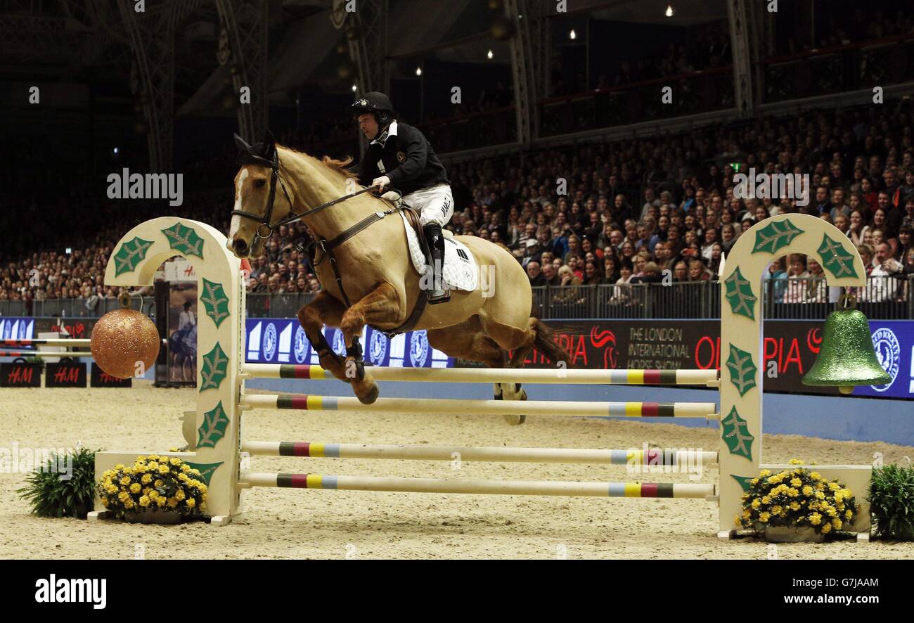 Equitazione - 2014 Olympia London International Horse Show - Giorno 4 - Olympia Exhibition Centre Foto Stock