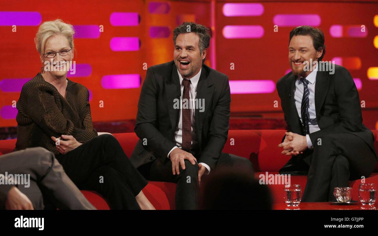 Meryl Streep, Mark Ruffalo e James McAvoy durante le riprese del Graham Norton Show presso i London Studios, nel centro di Londra. Foto Stock