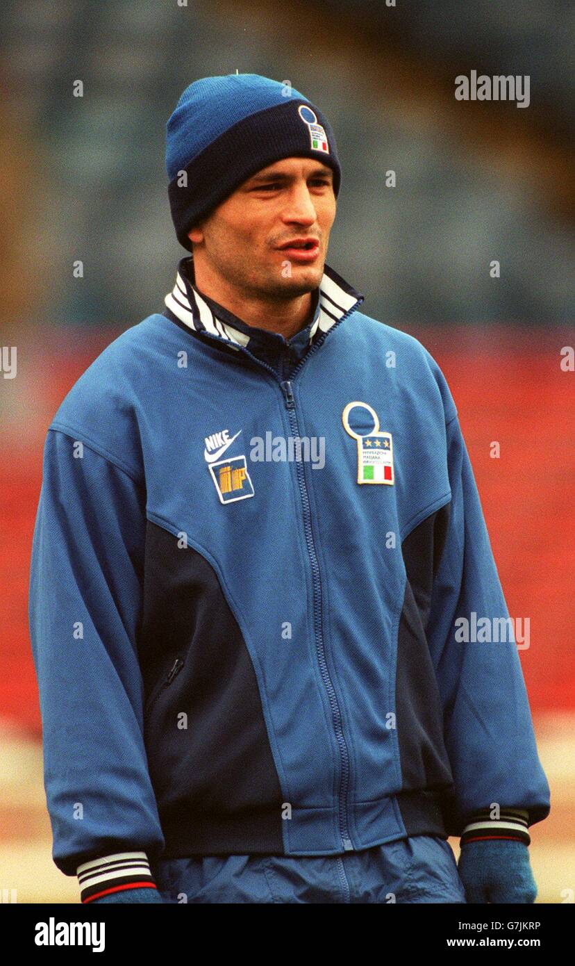 Calcio Internazionale - Italia formazione. Fabrizio Ravanelli, Italia Foto Stock