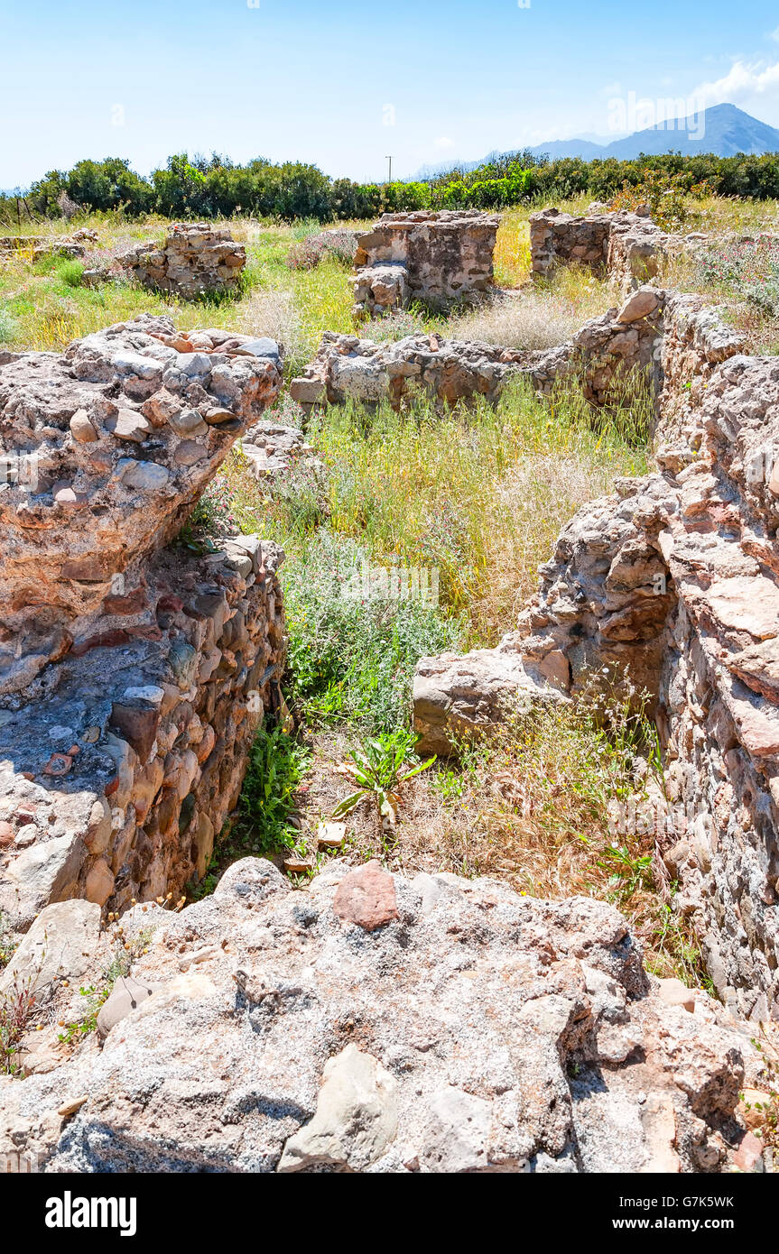 Situato presso la zona Katovigli in Makrygialos, questo 3 acri villa è uno dei più importanti ritrovamenti archeologici in Creta orientale. Foto Stock