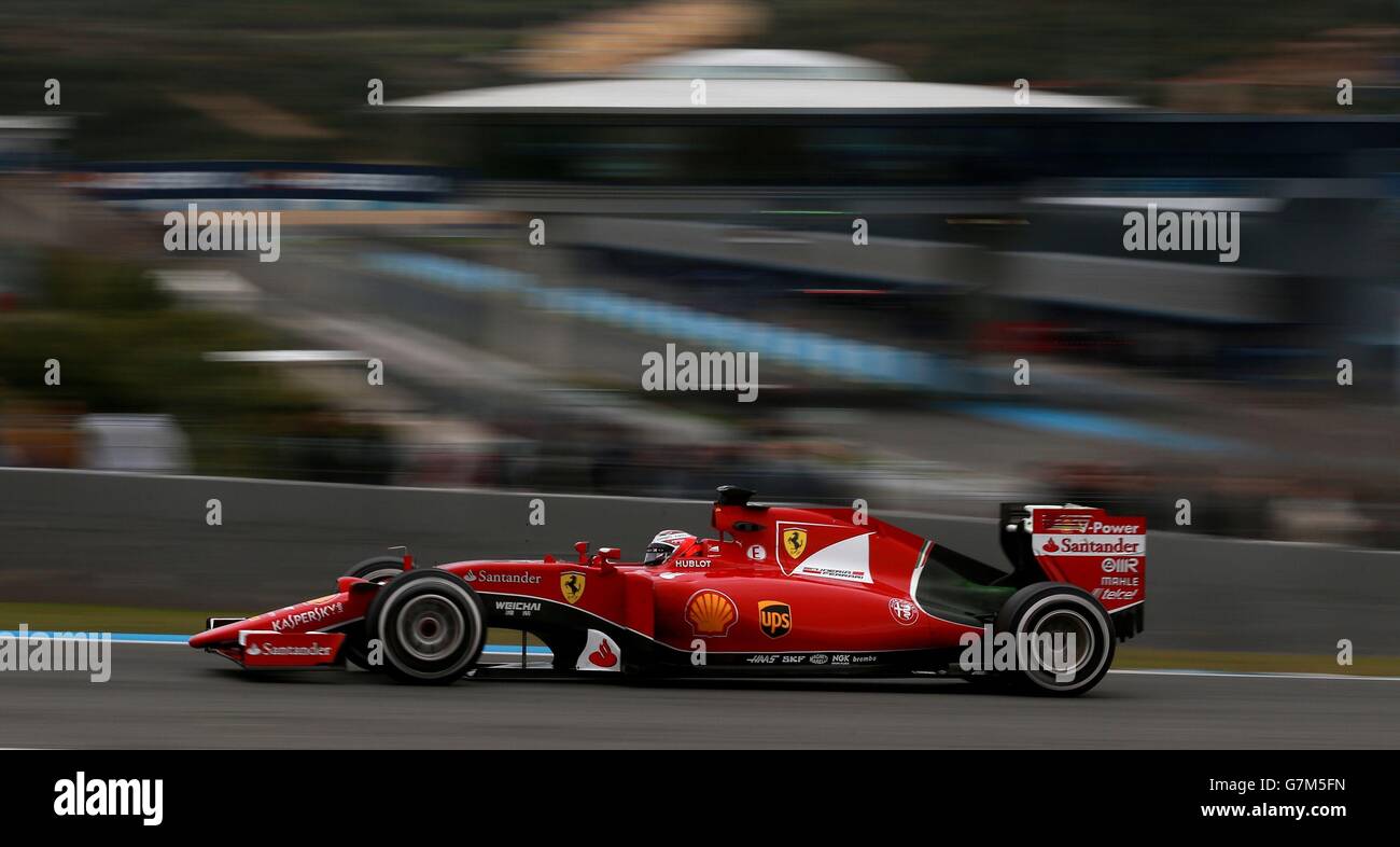 Il ferrarista Kimi Raikkonen durante i test pre-stagione al circuito de Jerez a Jerez, Spagna. Foto Stock