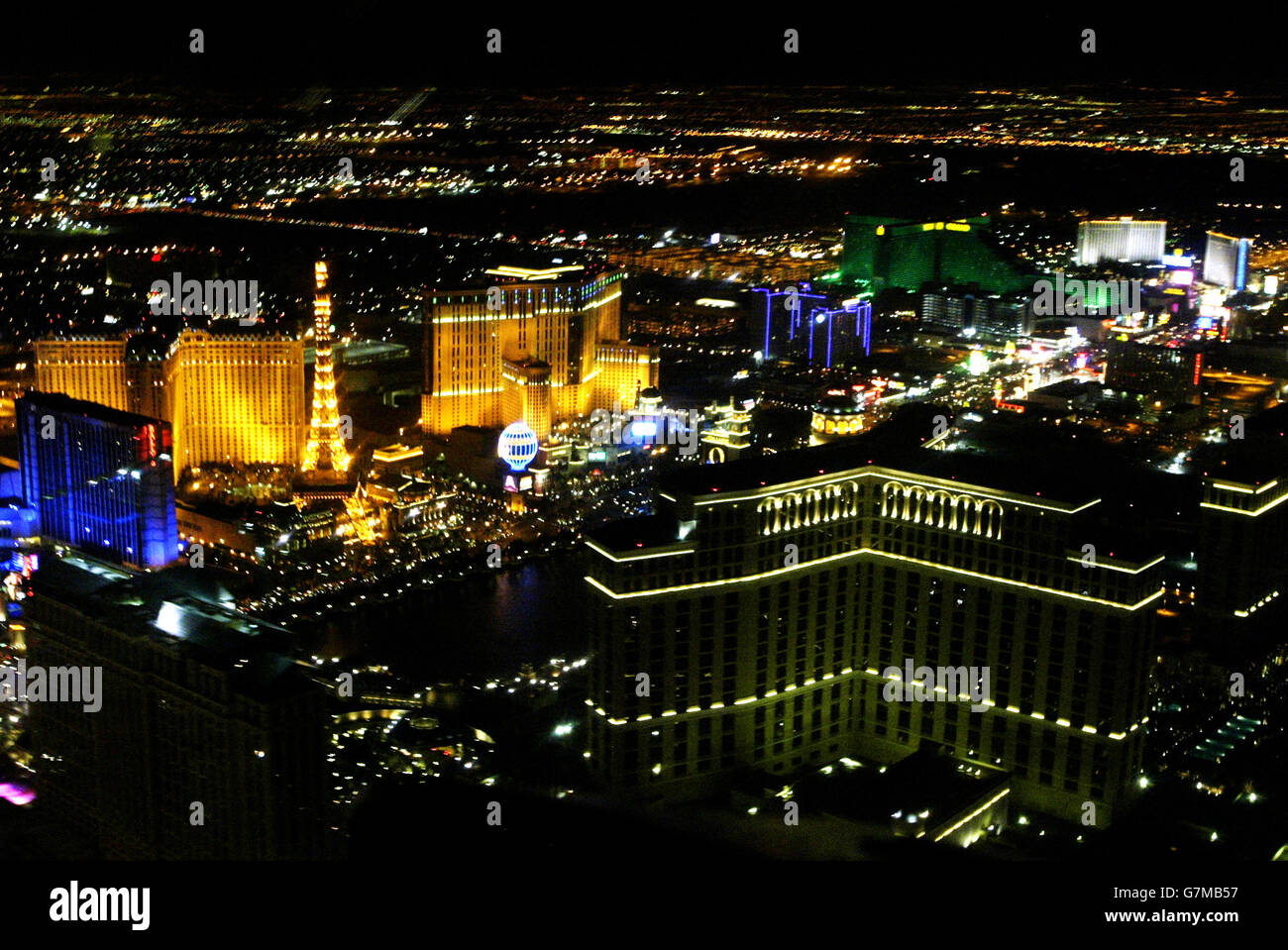 Vista su Las Vegas. Las Vegas di notte, da un elicottero. Foto Stock