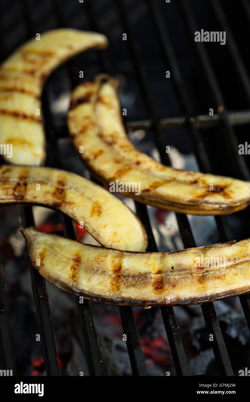 Grigliata di banane per il dessert Foto Stock