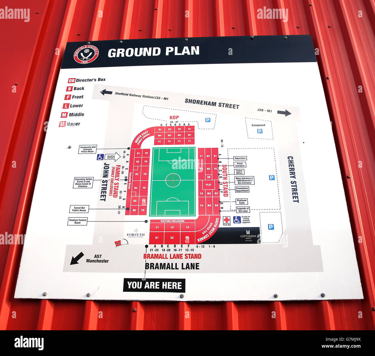 Calcio - Sky Bet League One - Sheffield United v Swindon Town - Bramall Lane. Una vista generale di una pianta al di fuori di Bramall Lane Foto Stock