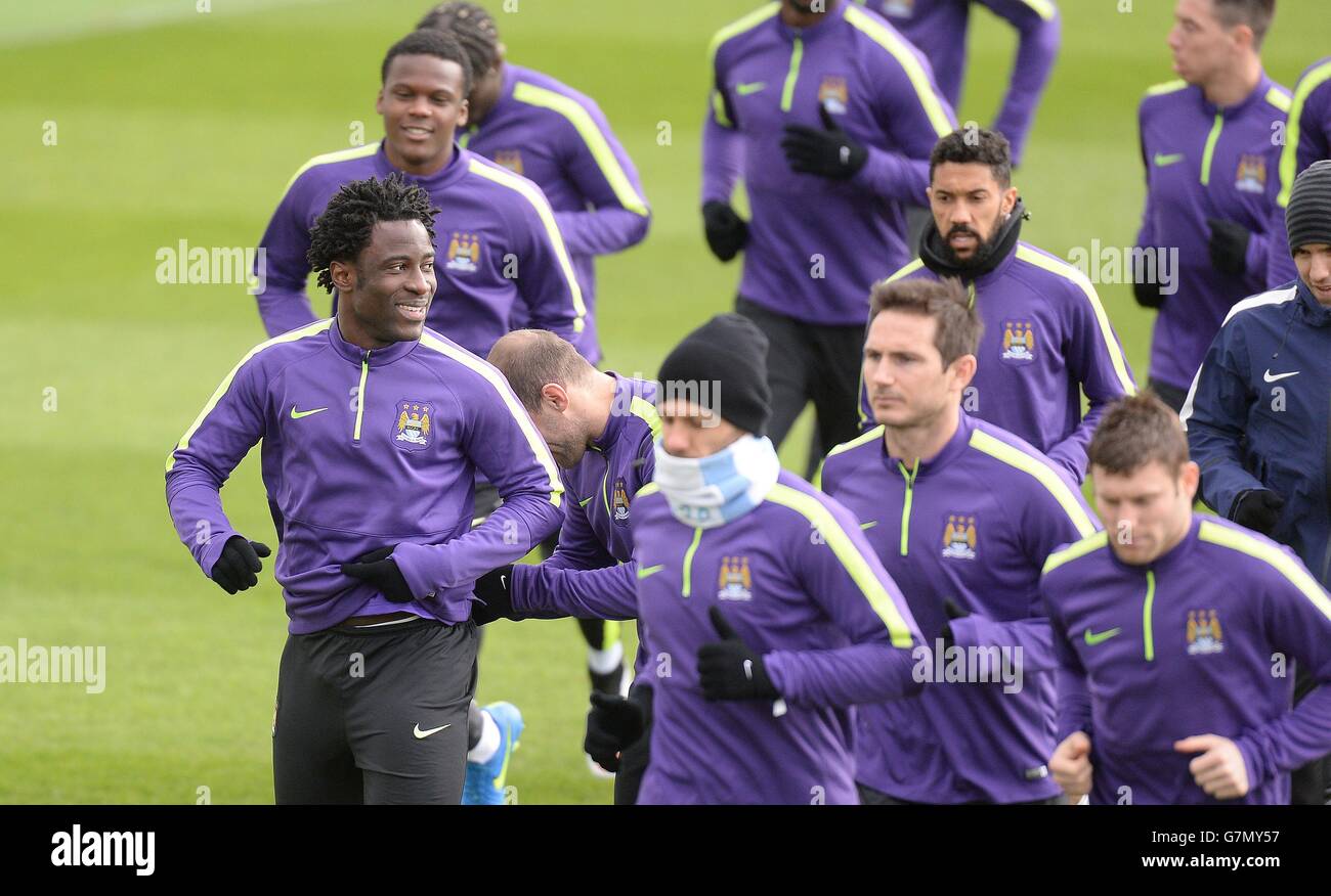 Wilfried Bony di Manchester City, durante una sessione di allenamento alla City Football Academy di Manchester. Foto Stock