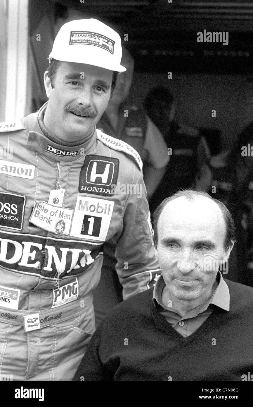 Motor Racing - Formula uno - Gran Premio di Gran Bretagna Practice Day - Brands Hatch, Kent. Nigel Mansell a Brands Hatch con il suo team boss Williams Frank Williams, paralizzato in un incidente automobilistico a marzo. Foto Stock