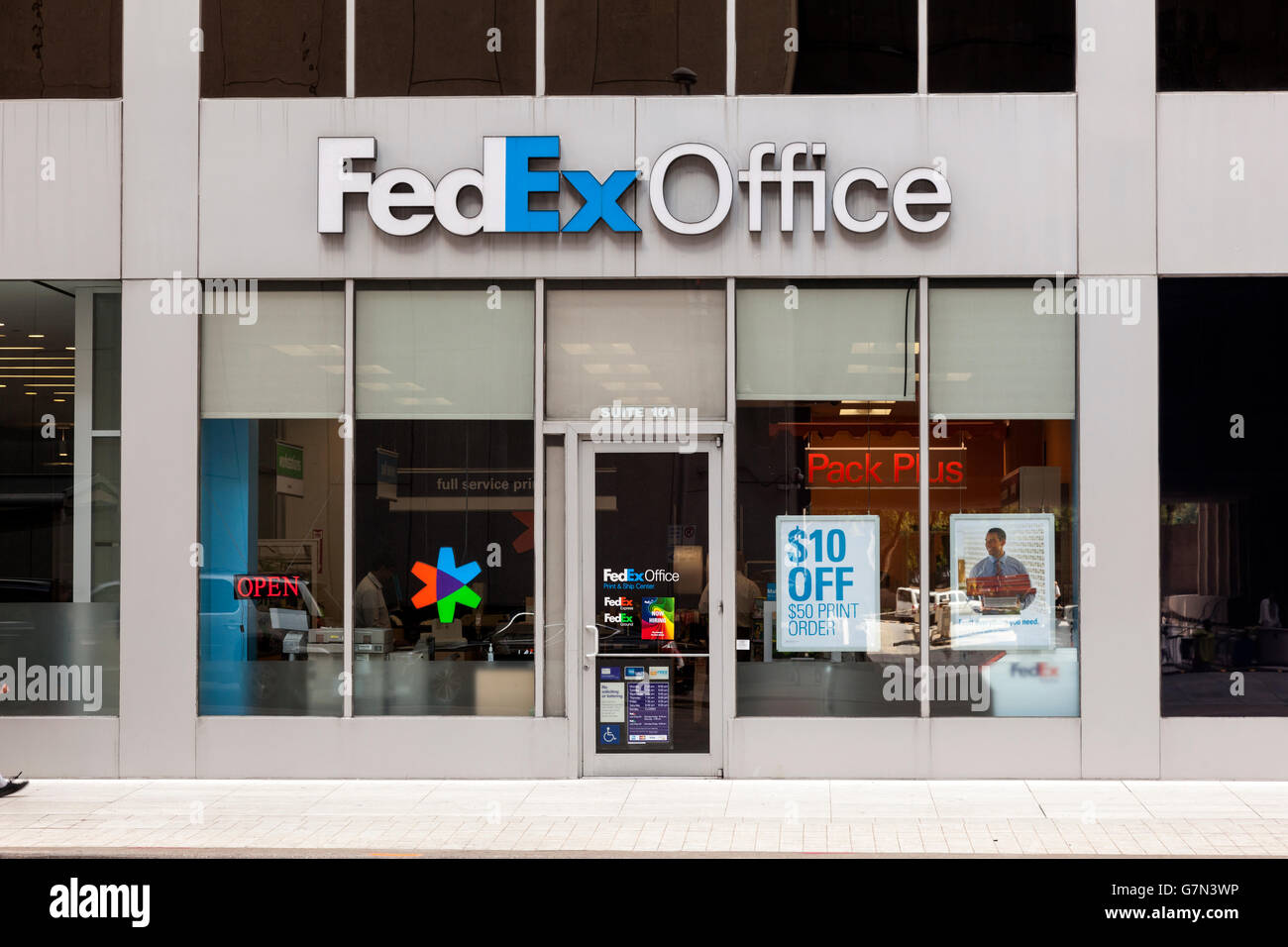 FedEx ufficio nel centro cittadino di Houston, Texas Foto Stock