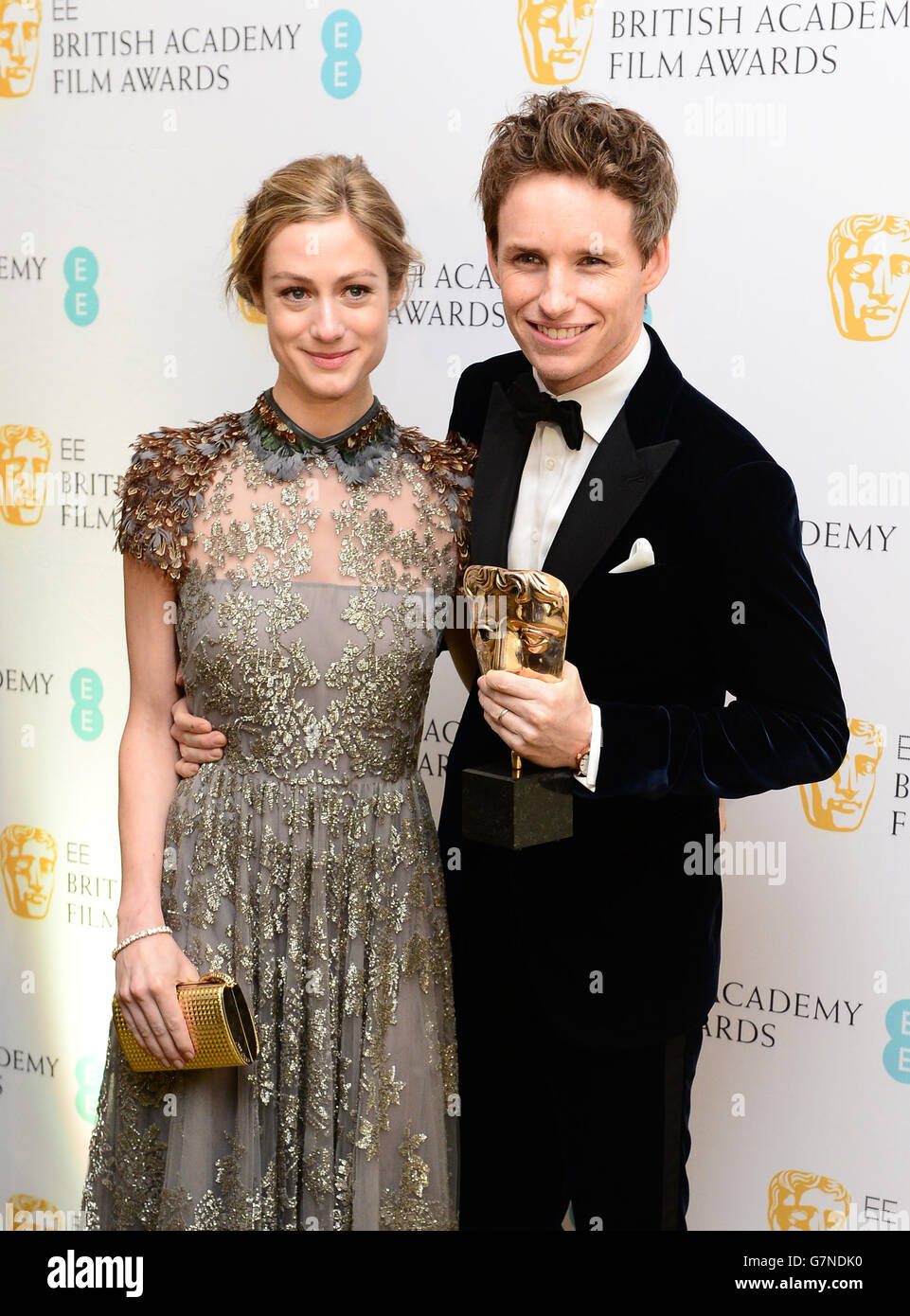 Eddie Redmayne e sua moglie Hannah Bagshawe partecipano al After show party per gli EE British Academy Film Awards al Grosvenor House Hotel nel centro di Londra. Foto Stock