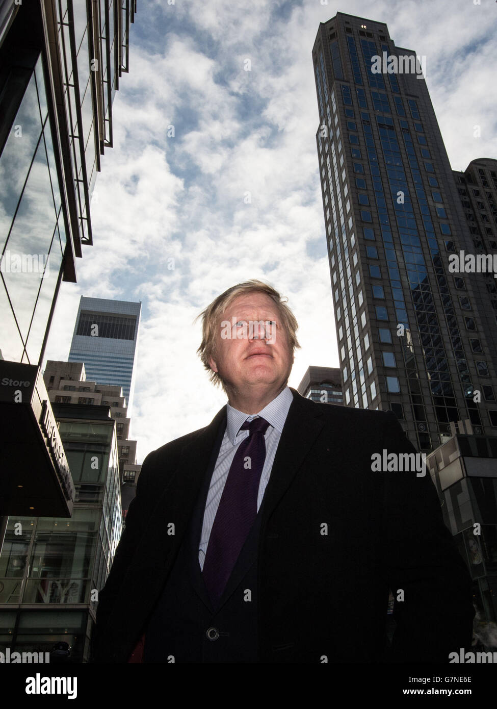 Il Sindaco di Londra Boris Johnson su Lexington Avenue a New York City dopo aver pranzato con l'ex sindaco di New York Michael Bloomberg il terzo giorno di una visita commerciale di sette giorni negli Stati Uniti che porta a Boston, New York e Washington. Foto Stock