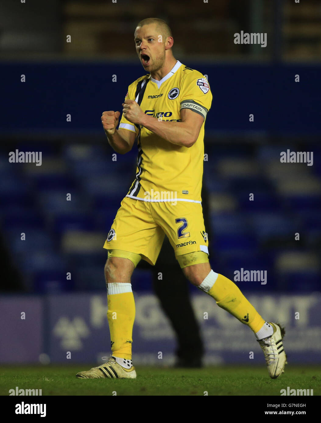 Alan Dunne di Millwall festeggia alla fine della partita dopo il suo obiettivo A St Andrews, la città di Birmingham si trova a 1.0 minuti di distanza Foto Stock
