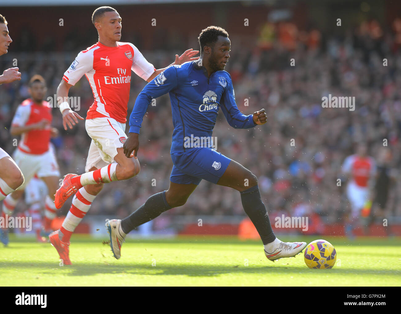 Romelu Lukaku di Everton si spinge in avanti durante la partita della Barclays Premier League all'Emirates Stadium di Londra. PREMERE ASSOCIAZIONE foto. Data foto: Domenica 1 marzo 2015. Vedi la storia della Pennsylvania SOCCER Arsenal. Il credito fotografico deve essere: Tony Marshall/PA Wire. Foto Stock